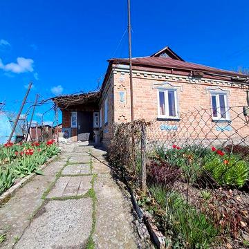 Продам або здам в оренду  житловий будинок з усіма зручностями