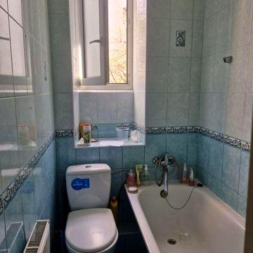 Оренда 2 кімнатна квартира вул. Золота .