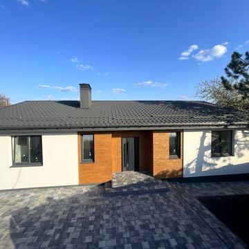 Сучасна новобудова біля річки, район олексіївка.від власника. Торг