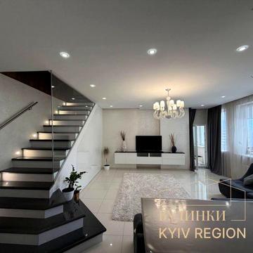 Оренда просторої 4 -х кімнатної дворівневої квартири,