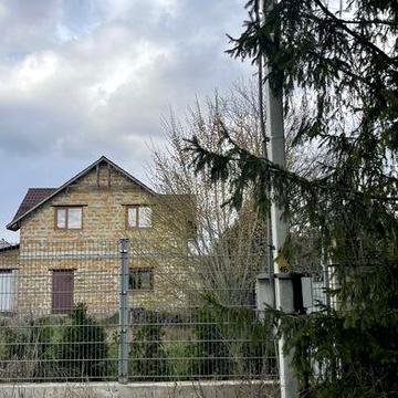 Продам двоповерховий будинок, якісно збудований