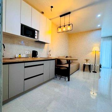 Продам 1 комнатную квартиру на Слободке с евроремонтом ЖК Золотые столбы