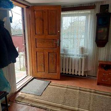 Оренда будинку  з городом