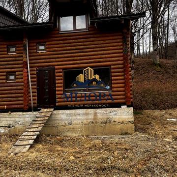 Земельна ділянка з будинком поруч з садиба " Шале Ведмеже" в Поляна