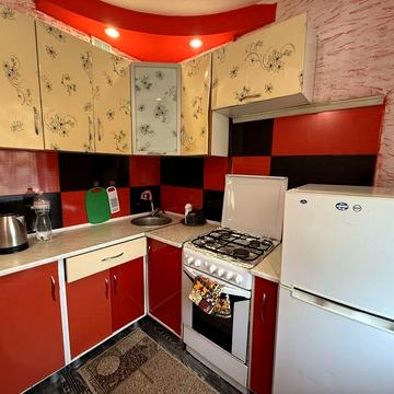 Сдам 1 ком., ул. Батумская, Левый берег