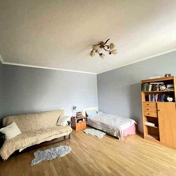 Здається в оренду однокімнатна квартира по вул. Пасічна