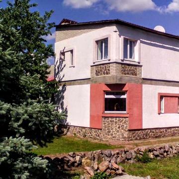 Частина будинку, 2 поверхи окремий вхід