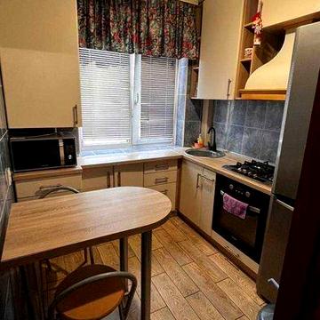 Оренда 2к квартири на Плоходька 10