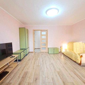 Автозаводська 89а, оренда 3-к квартири, газ, 5 поверх, Оболонський р-н