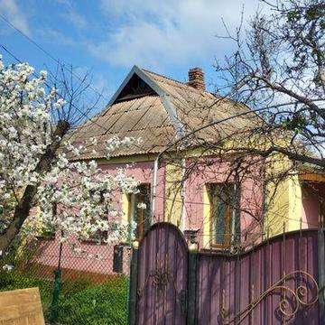 Продається будинок карачуни
