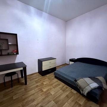 Центр города! Закрытый дворик! 30000!