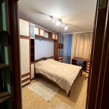 Вул Грушевського 2 кімн2 поверх  газове опалення