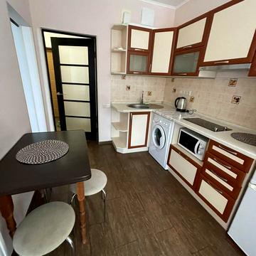 Богатирська вул., 6-А