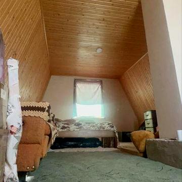 Дача Лаврів Будинок