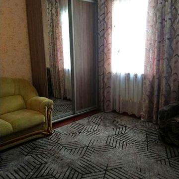 Здається частина будинку в центрі міста.