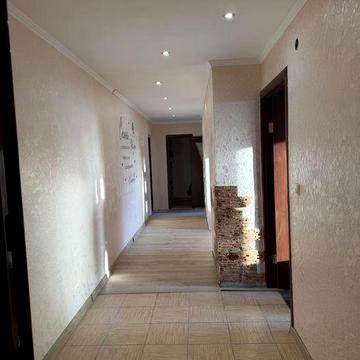 Продам квартиру смт Підгородна(торг)