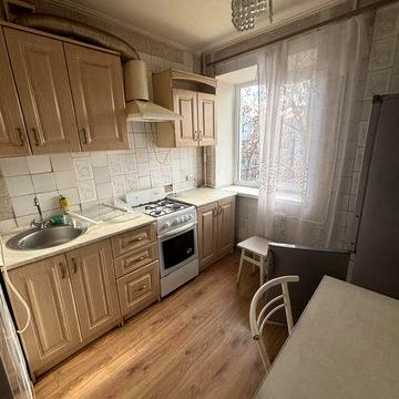 Оренда 1 к кв, метро Ботанічний Сад, 8 хвл