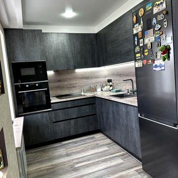 Продам 2 комнатную квартиру