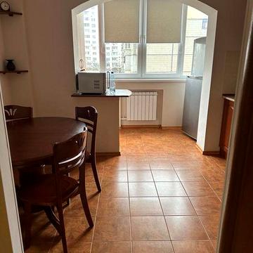 Продаж 2 кімнатної і квартири Київ Вірменська Вирлиця