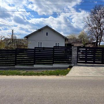 Будинок у с. Мокротин (5 км до центру м. Жовква, 30 км до м. Львів)