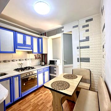 2 Слобідська вул., 71