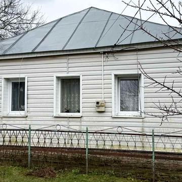 Продам дом в районе больницы