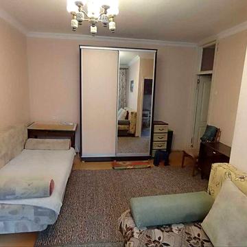 Сдам 1-комн квартиру метро Вокзальная