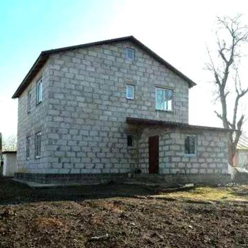 Продаж  будинку с. Нова Басань  на земельний ділянці 25 с.