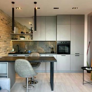 Андрія Аболмасова вул. (Панельна), 4