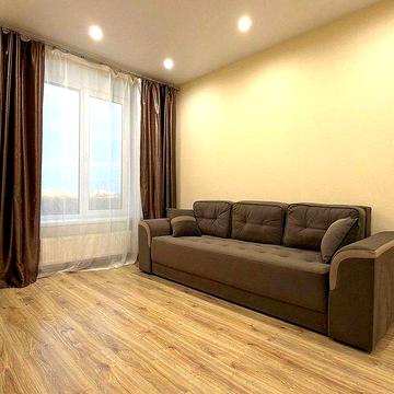 Сдам  1к. квартиру в ЖК Уютный Квартал (шикарный комплекс с бассейном)