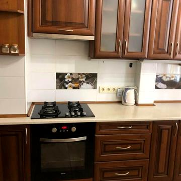 Торгова вул., 16