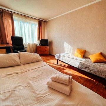 Оренда квартири Помісячно,Довгостроково,1к,метро Лівобережна,без комісії