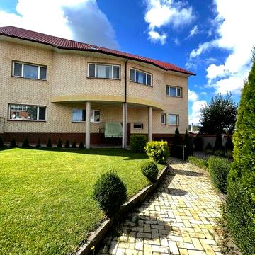 Будинок 450м2 біля печерської школи