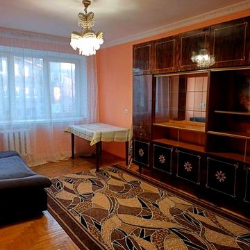 Квартира , спільна оренда, кімната,, дівчина з 1 травня