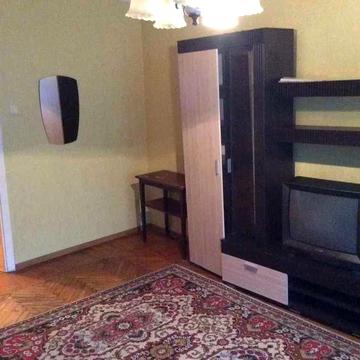 Продам просторную 3-к квартиру на проспекте Героев Победа -6