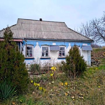 Продам дом в с. Голяки, Черкасская обл., Каневский р-н