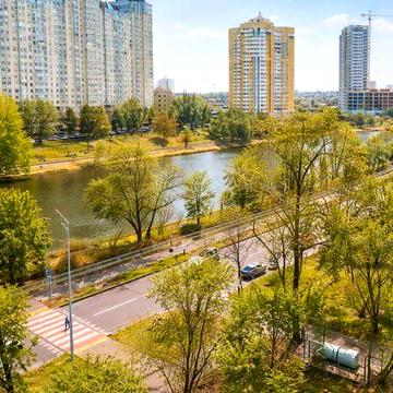 видова  квартира на Русанівці вул. Ентузіастів 35 метро Лівобережна