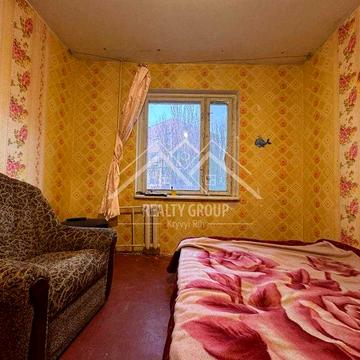 Продається 2-кімнатна квартира на мкрн. Сонячний, будинок 16