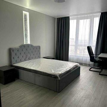 Оренда однокімнатної квартири новий дім перша здача біля метро без %