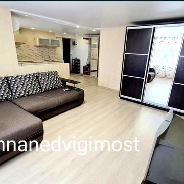 Євгена Чикаленка вул., 56