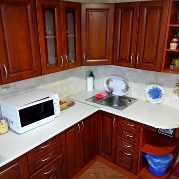 Європейського Союзу просп. (Правди), 33