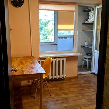 Здам 1-кімнатну квартиру на Довженка