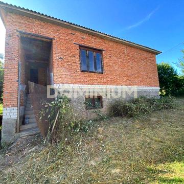 Продається будинок у Рокосові з земельною ділянкою