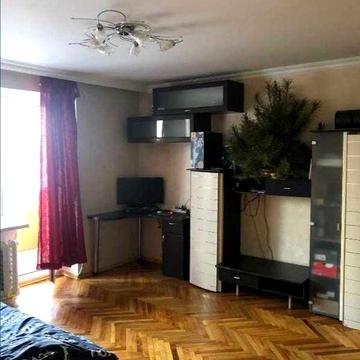 Однокімнатна квартира по Незалежності в Броварах