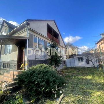 Продається будинок в м. Хуст