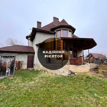 Продаж двохповерхового будинку в Мигово!