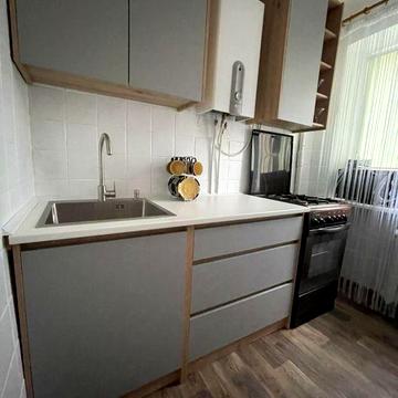 2к квартира  в центрі