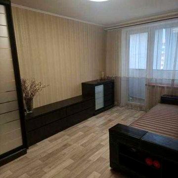 Продам 1 кімн. квартиру поряд з метро Холодна гора
