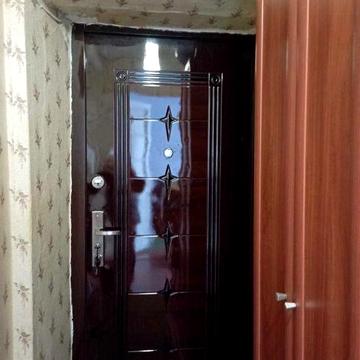 Здається в оренду 2 кімнатна квартира по вул. Жуковського на 2-м поверсі двоповерхового будинку.