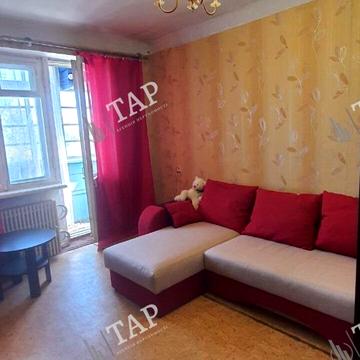 Ньютона вул., 10